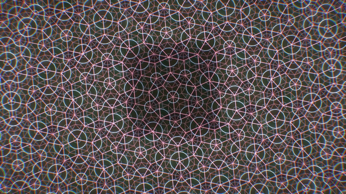 Penrose: a Penrose tiling zoomed to infinity — screenshot of the Halofloor music visualizer